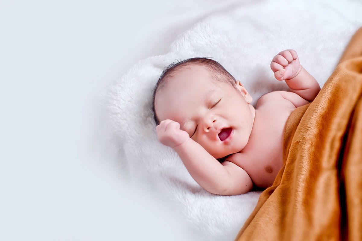 baby lullabies makes adorable baby sleep